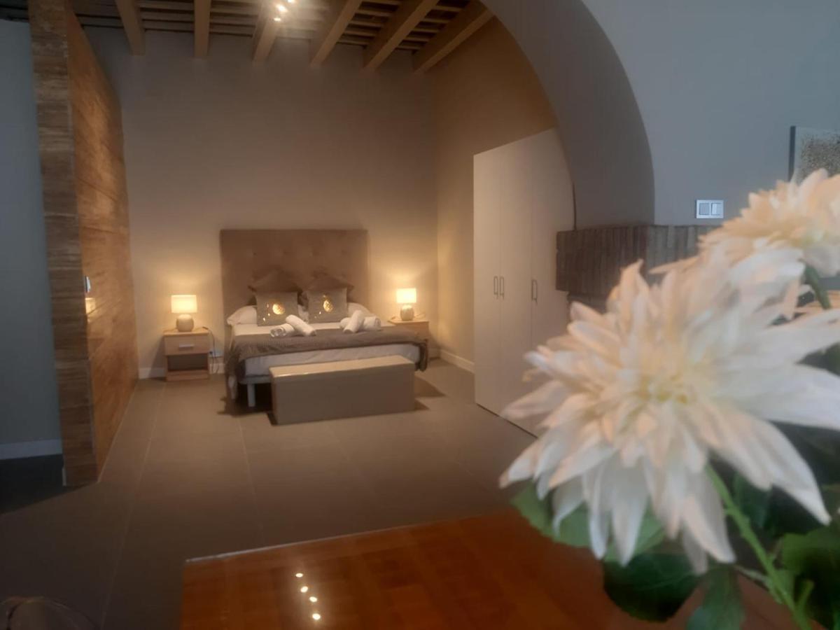 Appartamento Loft La Catedral - Parking Disponible Jerez de la Frontera Esterno foto